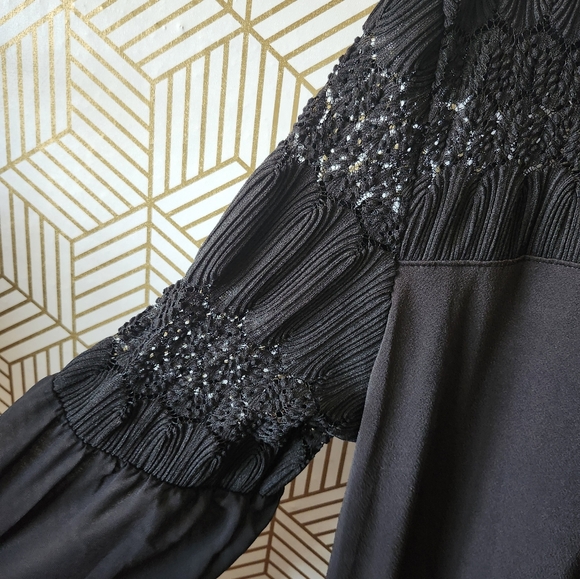 Dress and Jumpsuit Bundle - Picture 4 of 13